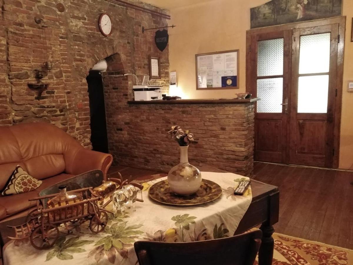 Pensiunea Lelila Inn Сигишоара Экстерьер фото